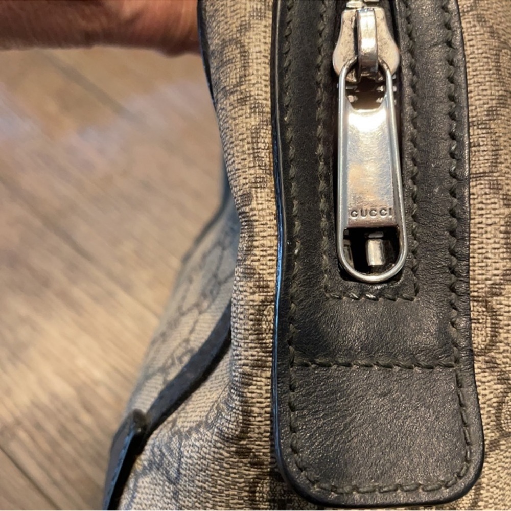 Gucci toiletry bag black beige chrome zipper - Picture 6 of 11